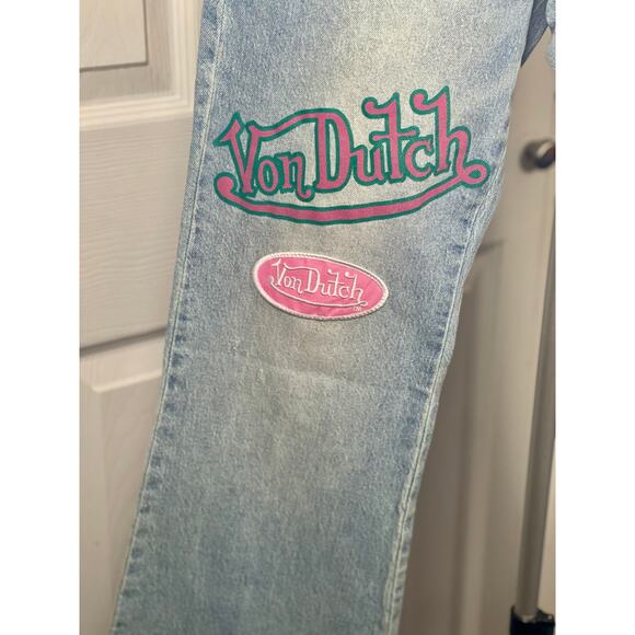 NWT Y2K Von Dutch Low Rise Bootcut patch Embroidered Jeans size 27. - Picture 10 of 15